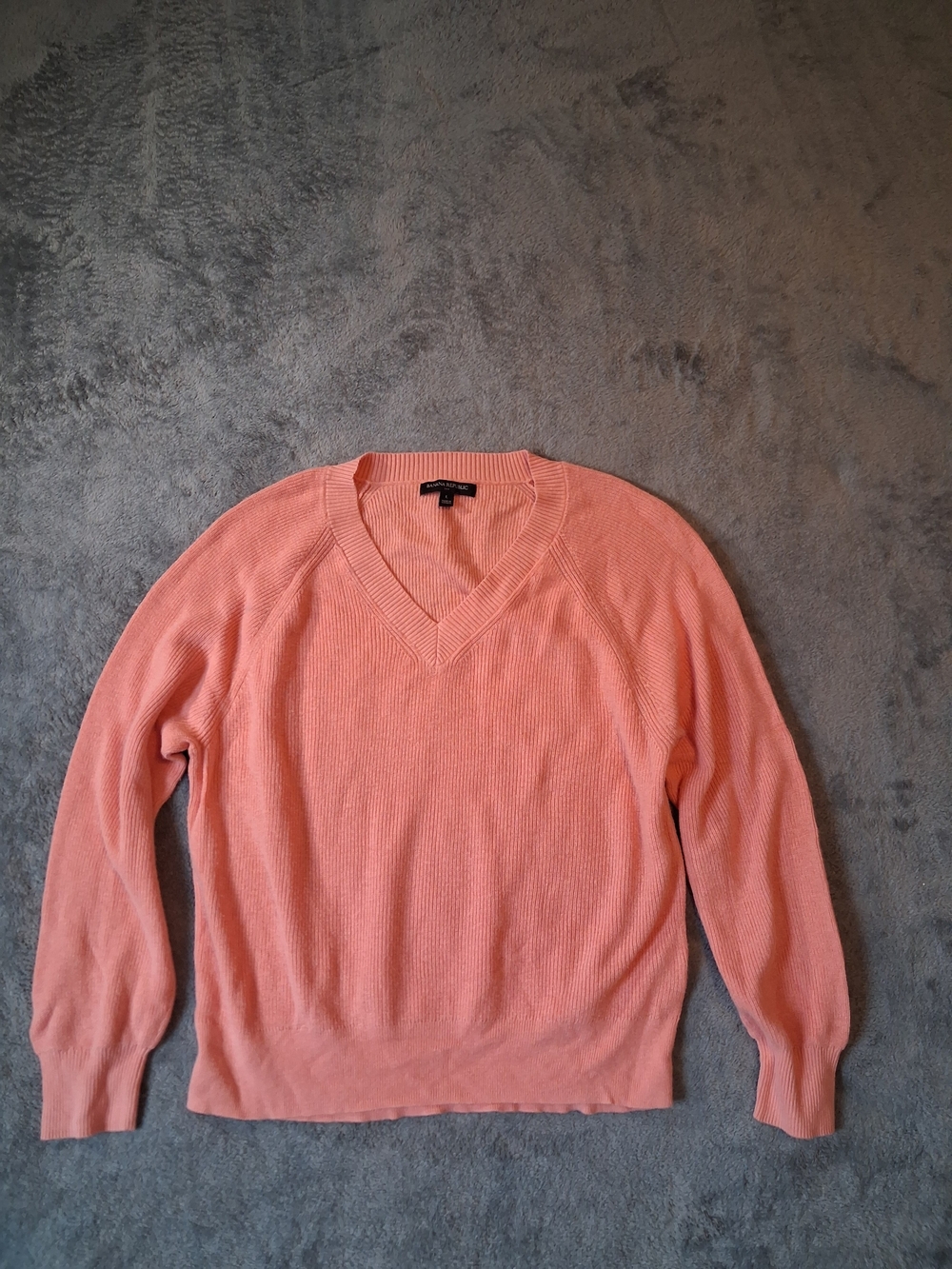 Banana Republic Sweater Womens Large Coral Pink Vneck